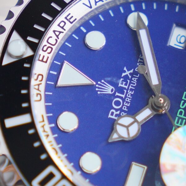 Sea Dweller Deep Sea Multicolor Selection 44mm - Image 4