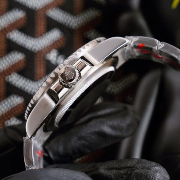 Submariner Calendar 40mm - Image 8