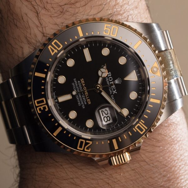 Rolex Sea-Dweller Gold & Oystersteel Men's Diving Watch M126603-0001 - Image 12