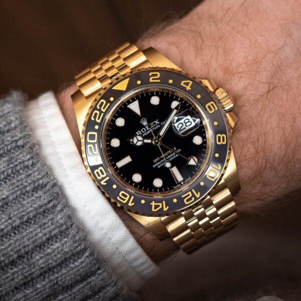 NEW RELEASE 2023 Rolex GMT-Master II Jubilee/Tow-Tone Jubilee 18ct Yellow Gold 126718GRNR-0001 New - Image 7