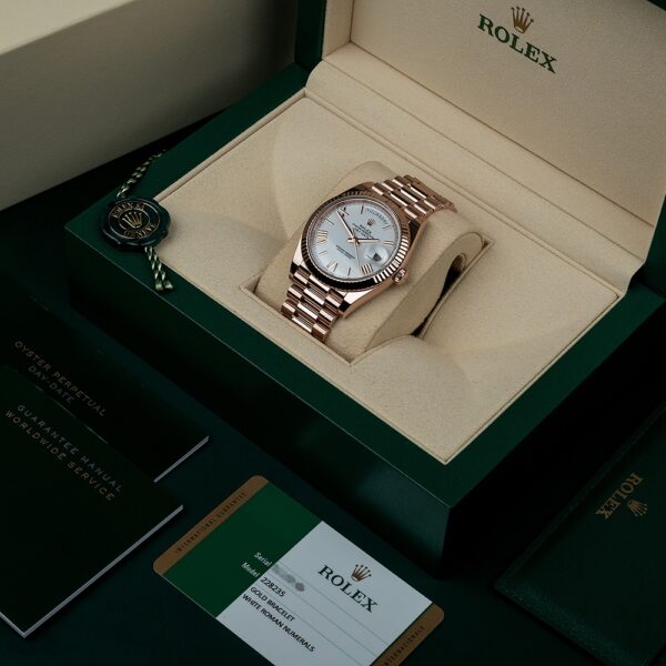 Rolex Day-Date President 40mm Everose gold White Dial 228235-0032 Unworn - Image 10