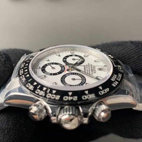 Daytona Siver Classic Panda Black & White Dial 40mm - Image 6