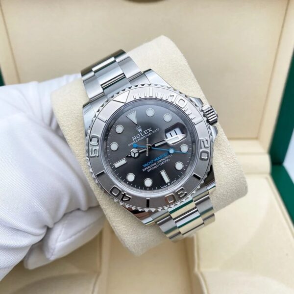 Rolex Yacht-Master 40 Stainless Steel and Platinum 126622 Series New - Image 5