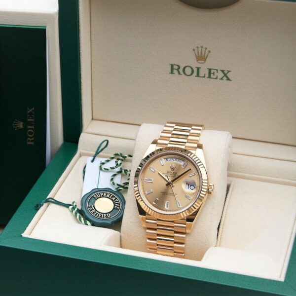 Rolex Day-Date President 40mm Yellow Gold Champagne Diamond Dial 228238-0005 Unworn - Image 10