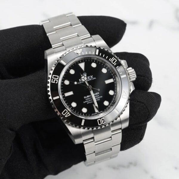 Rolex Submariner 114060-0002 No Date Black Dial - Image 4