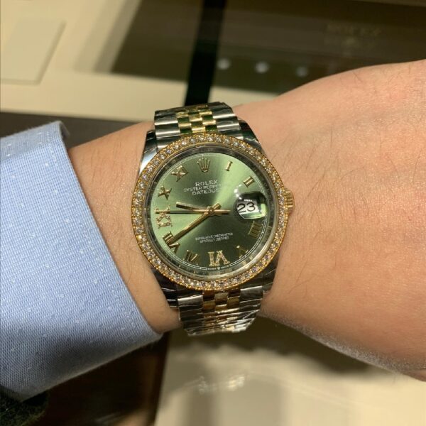 Rolex DATEJUST 36mm Oystersteel yellow gold and diamonds m126283rbr - Image 4
