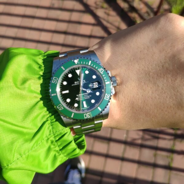 Rolex Submariner Hulk Bezel Steel Mens Watch 116610LV/116610LN - Image 8
