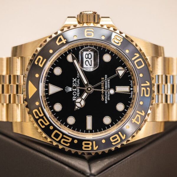 NEW RELEASE 2023 Rolex GMT-Master II Jubilee/Tow-Tone Jubilee 18ct Yellow Gold 126718GRNR-0001 New - Image 8
