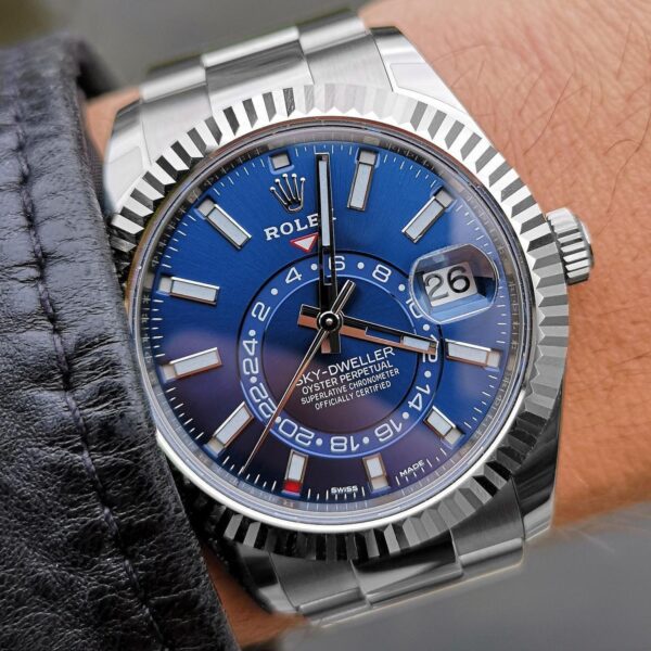 Rolex Sky-Dweller Serise Blue Dial Gold Bezel Steel Band Men's Watch M326934-0003 Unworn - Image 2