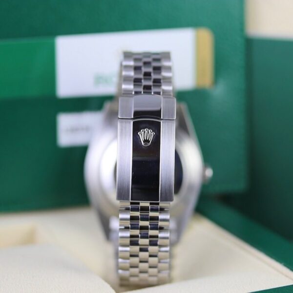 Rolex Datejust 41mm Oystersteel and white gold Bright Blue Dial 126334-0002 - Image 10