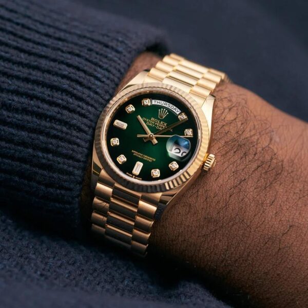 ROLEX Day-Date 40mm Green Ombre Diamond Dial Yellow Gold President Automatic Men’s Watch 128238 - Image 5